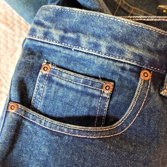 Faded Glory Dark Blue Wash Studded Women's Jeans  20W NWOT ( 👀 @ picture # 10) - Picture 13 of 15